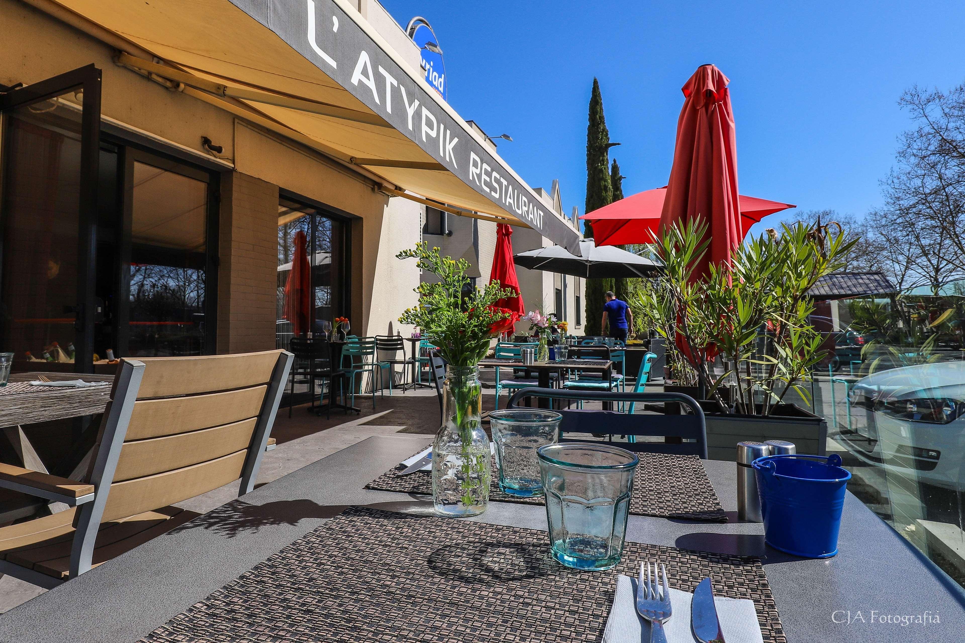 Hotel Restaurant Kyriad Brive Centre Exterior foto