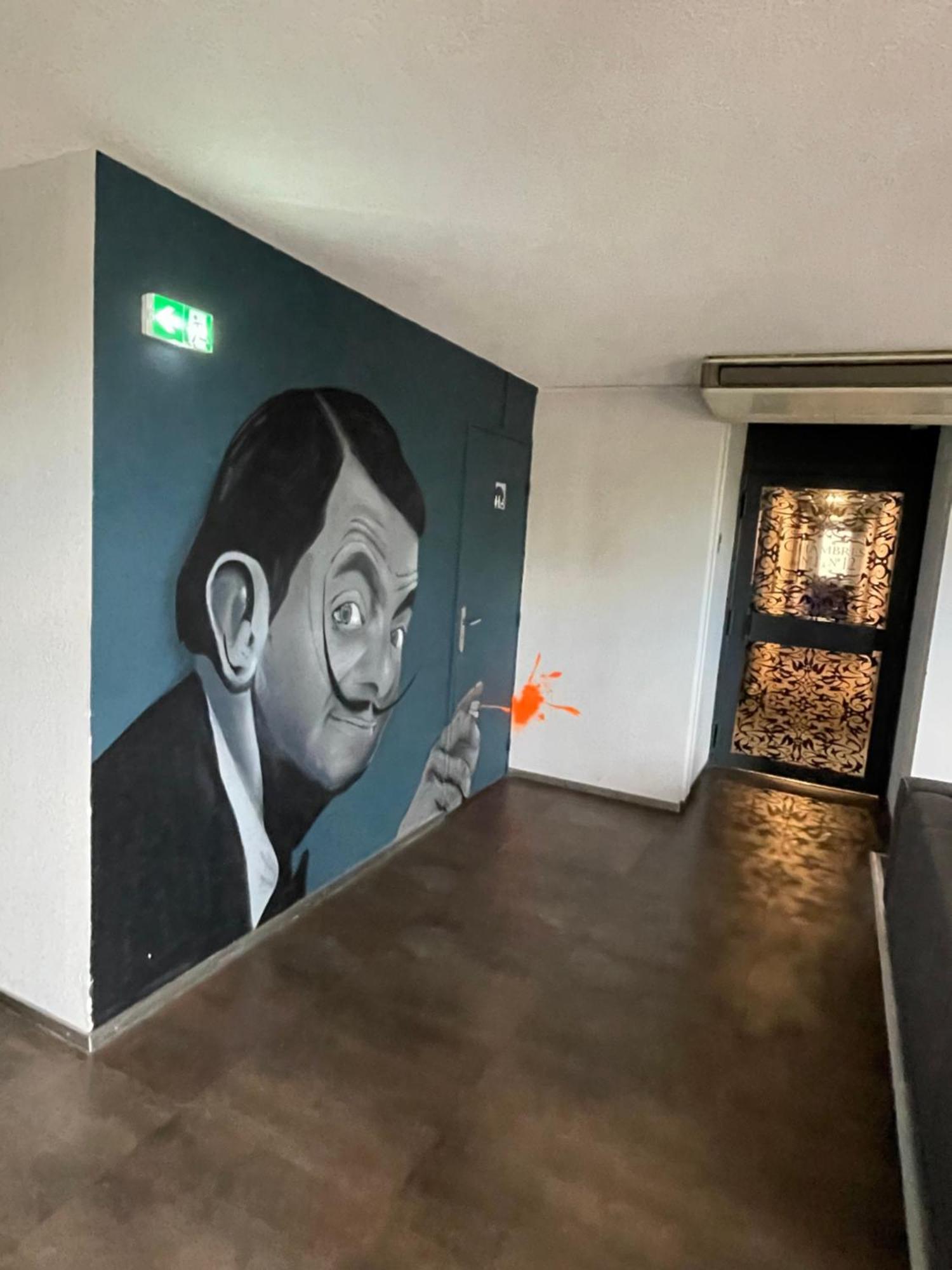 Hotel Restaurant Kyriad Brive Centre Exterior foto
